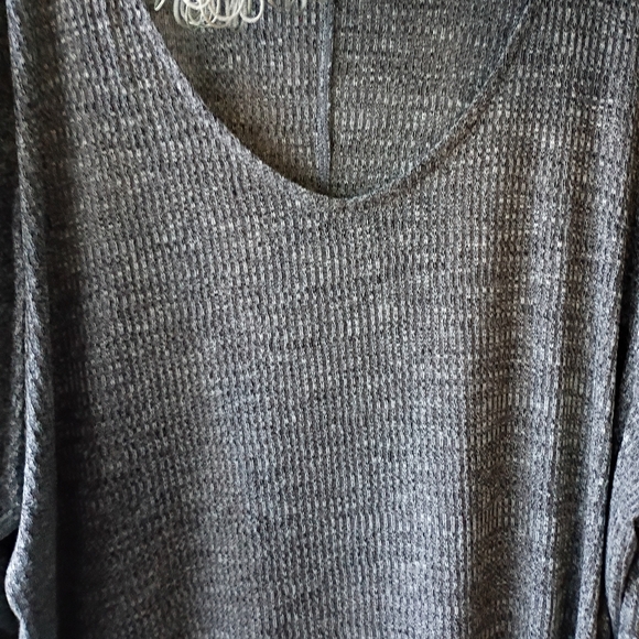 Catherines Women's Plus Size Impossibly Soft Tunic & Scarf Duet 2X - Picture 8 of 15